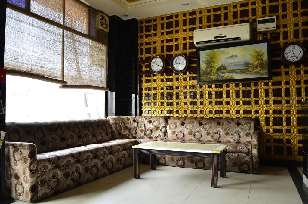 Airport Hotel Paradise International New Delhi Exterior photo